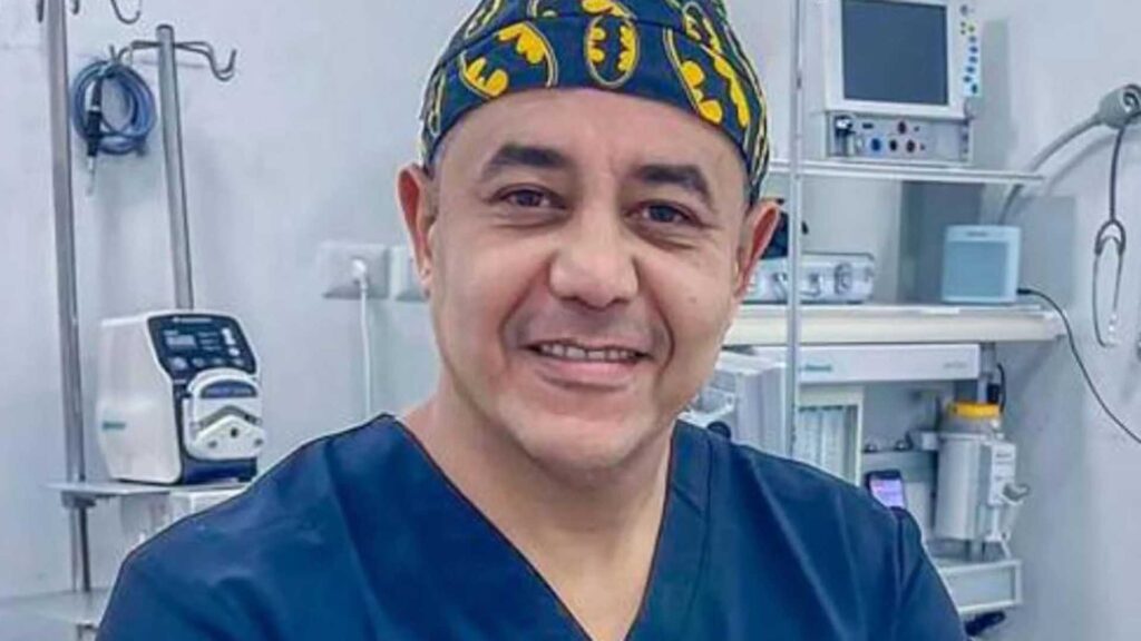 Edwin arrieta sonriendo a cámara
Sancho